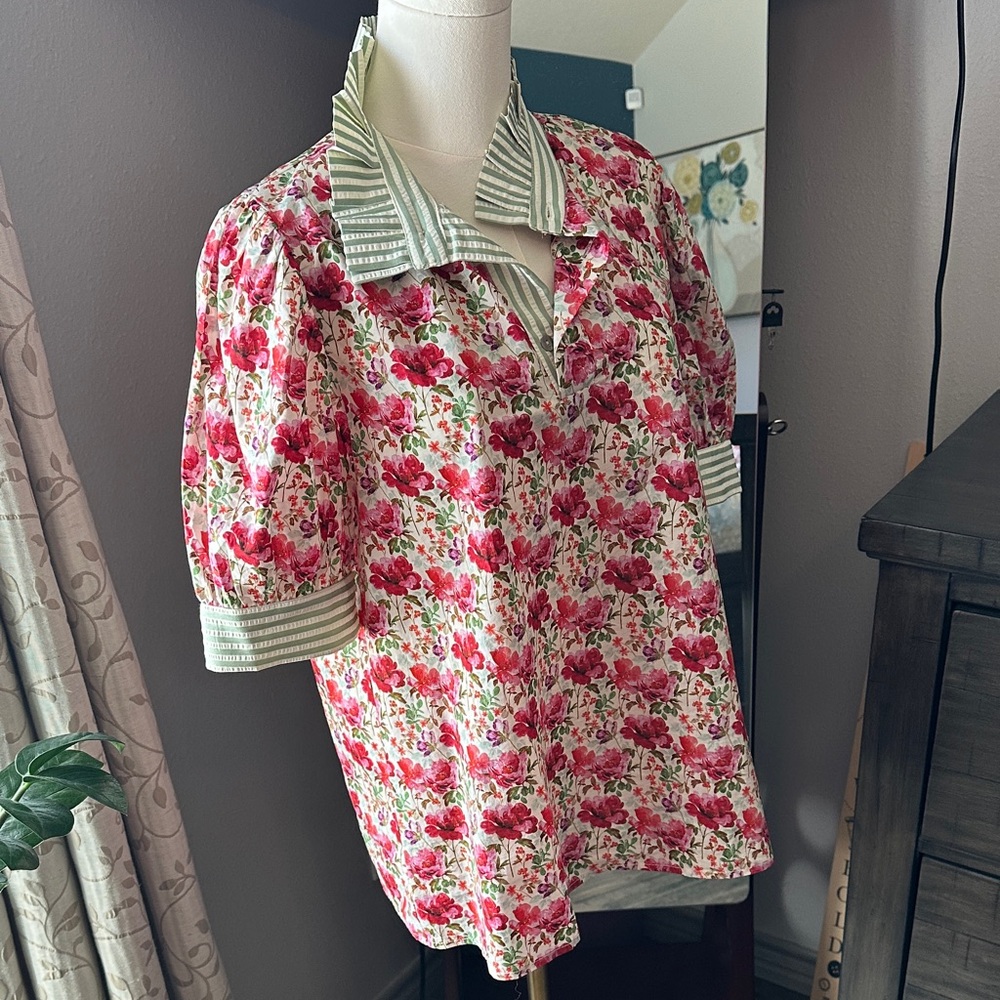 entro Floral Pink and Red Collared Blouse - Picture 10 of 12